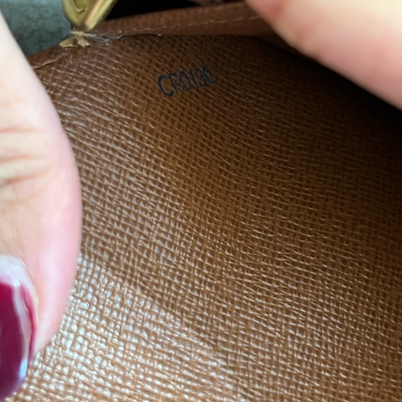 ‼️sold‼️Louis Vuitton Sarah Wallet - Picture 16 of 16